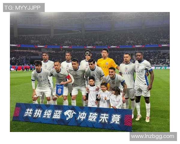 7月01日上海申花主场迎战广州恒大期待精彩对决与球迷热情互动 7月01日上海申花主场迎战广州恒大期待精彩对决与球迷热情互动